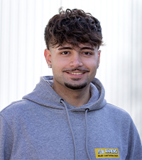 Das ist ein Foto von dem Ausbildenden Omar Horo.